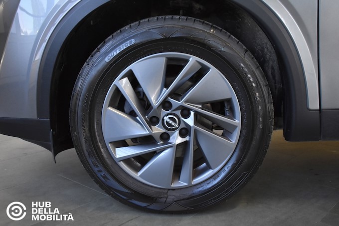NISSAN Qashqai MHEV 140 CV Acenta